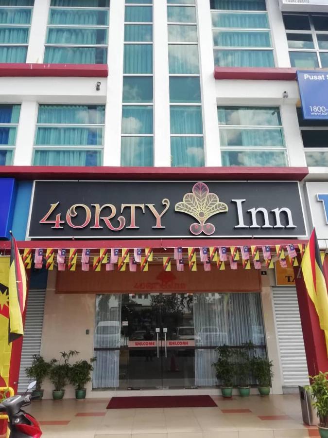 4Orty Inn Bintulu Extérieur photo